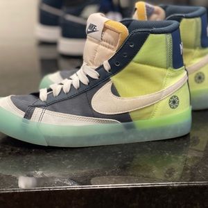 Boys Nike Green high Tops